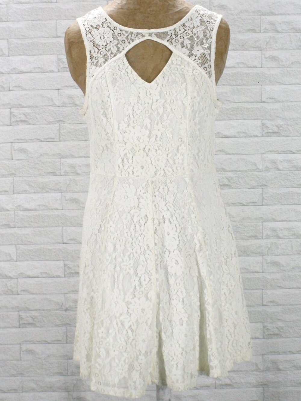 TRIXXI Dress Lace Sleeveless Cut Out Mini Skater Fit & Flare White XL Juniors